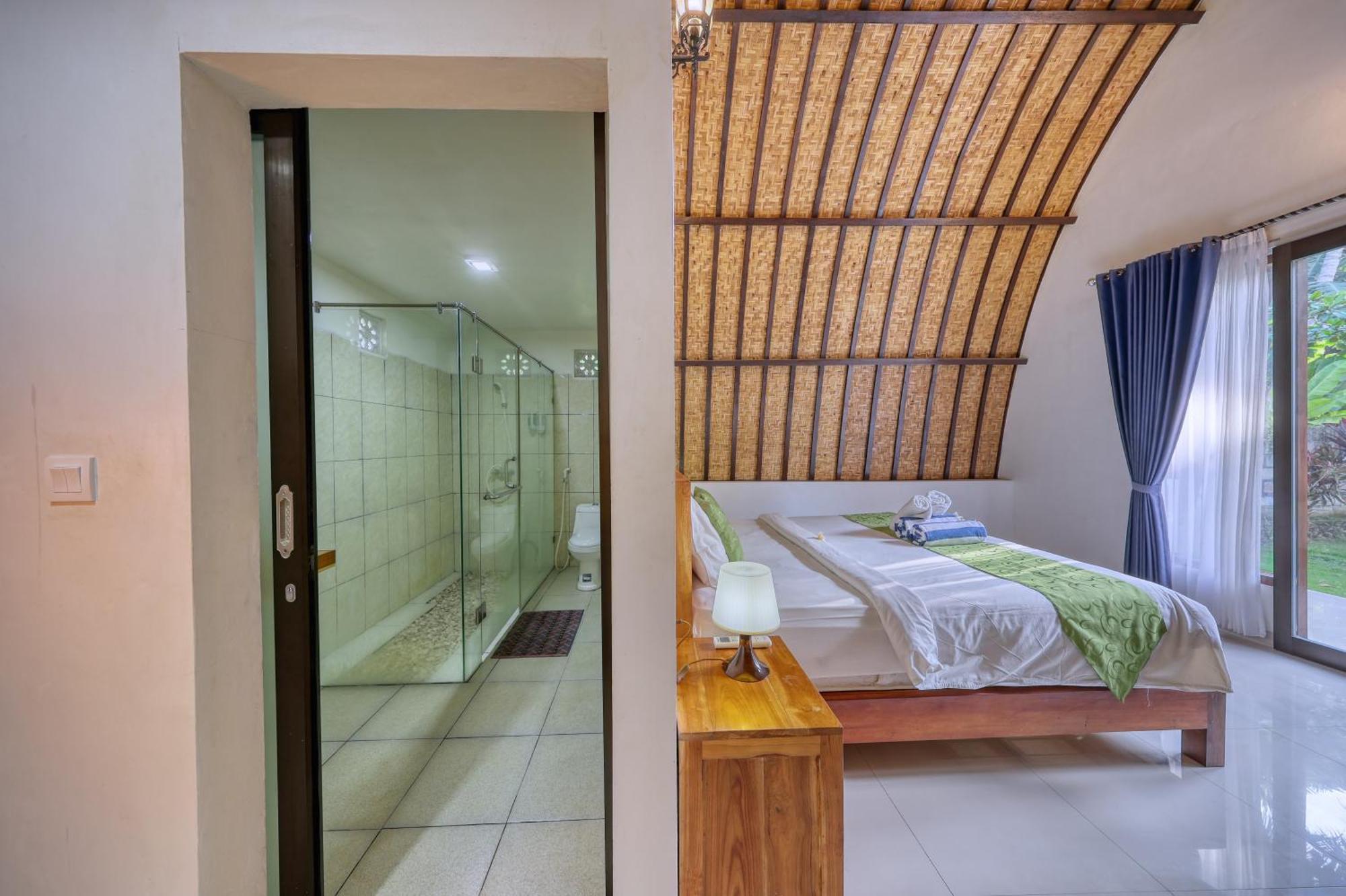 Hotel Puri Garden Penida Sakti Habitación foto
