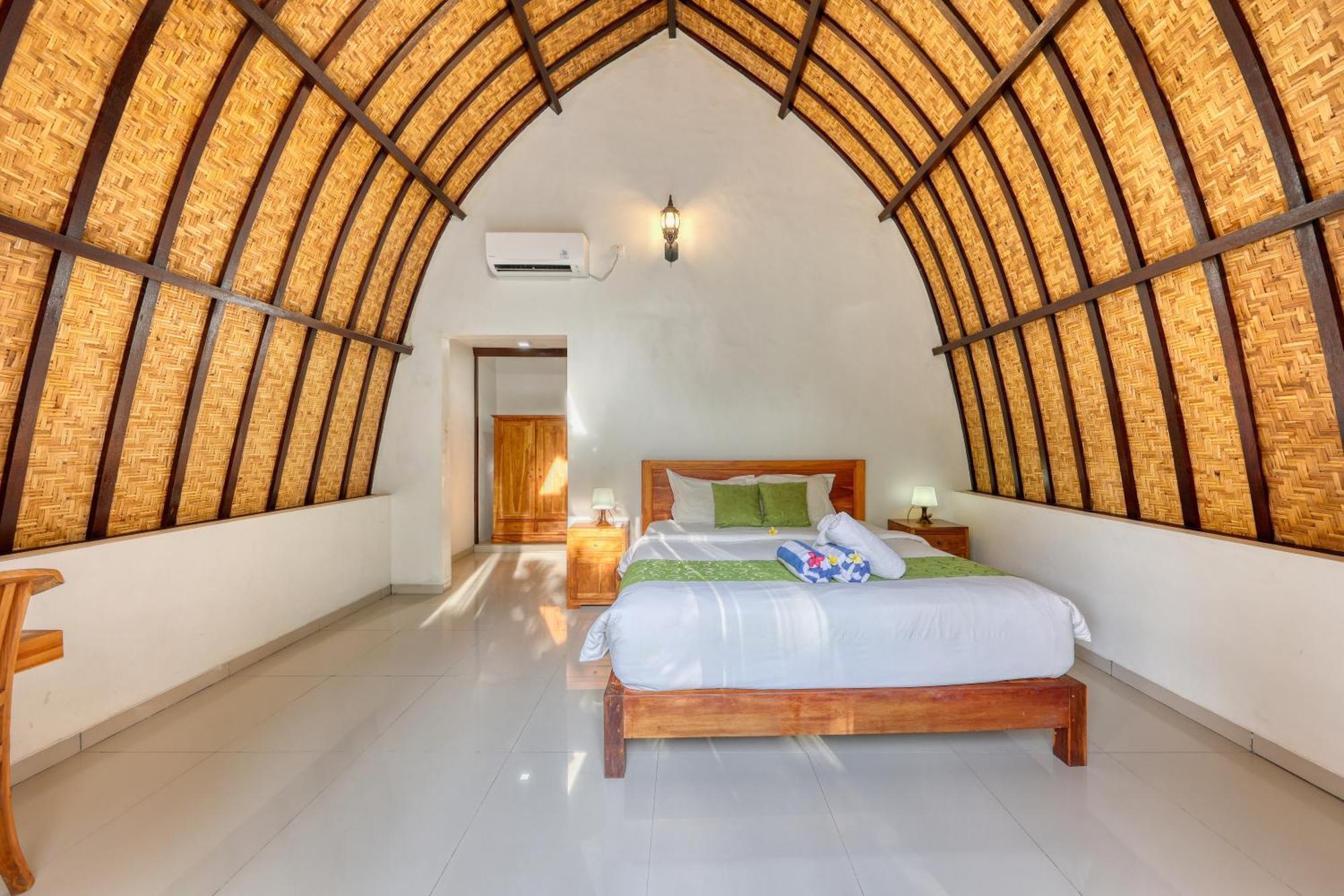 Hotel Puri Garden Penida Sakti Habitación foto