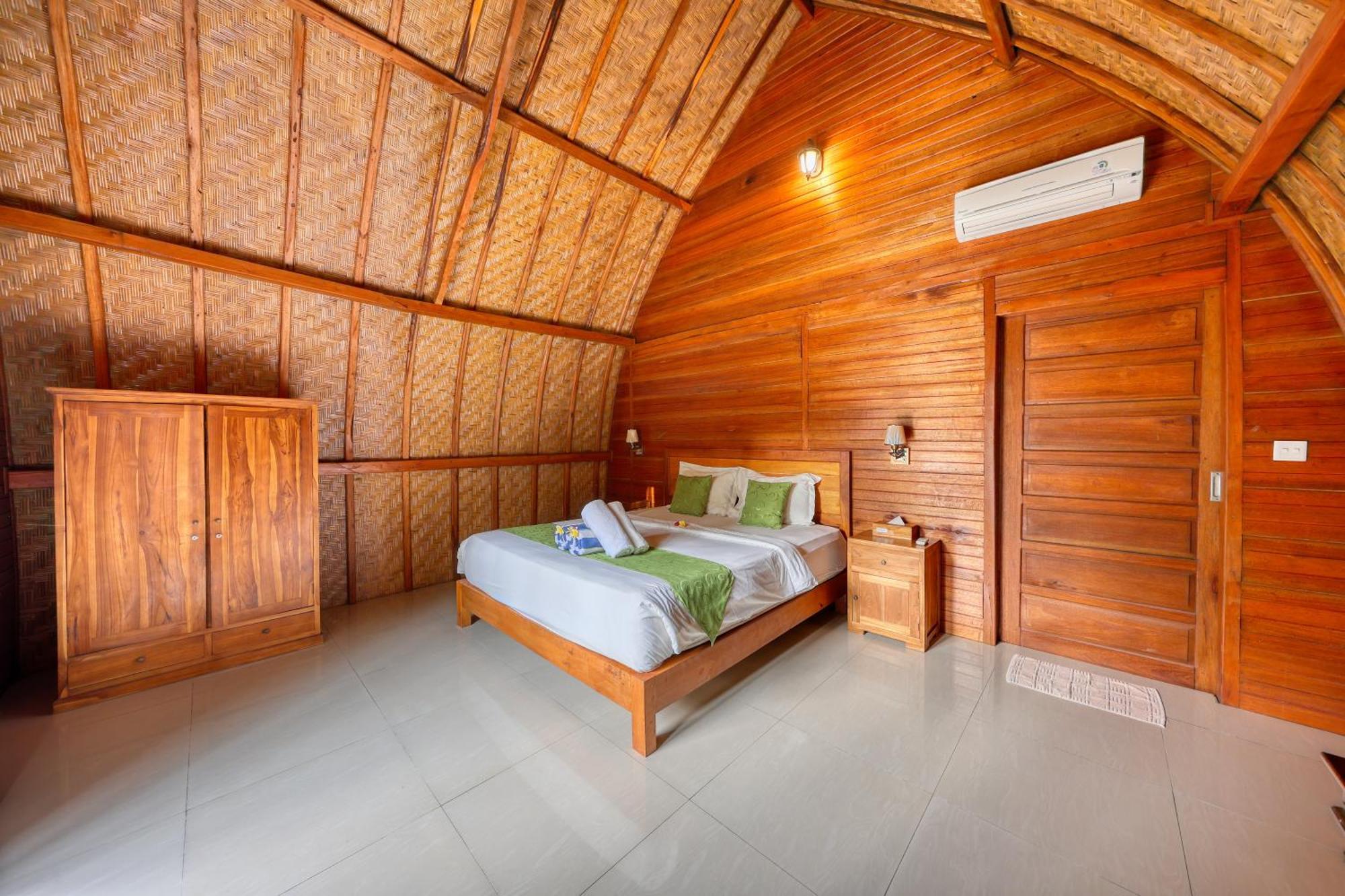 Hotel Puri Garden Penida Sakti Habitación foto